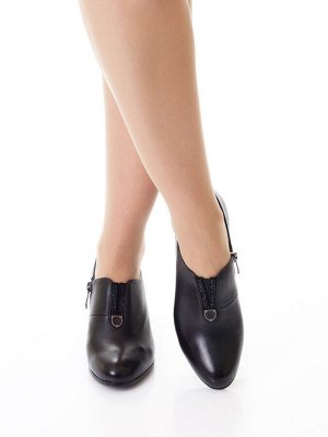 Ботильоны Страна производитель: Китай
Полнота обуви: Тип «F» или «Fx»
Цвет: Черный
Материал подкладки: Натуральная кожа
Стиль: Городской
Форма мыска/носка: Закругленный
Каблук/Подошва: Каблук
Высота к
