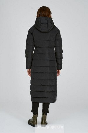 Женское текстильное пальто на натуральном пуху