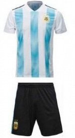 Футбольная форма: футболка + шорты Материал: полиэстер