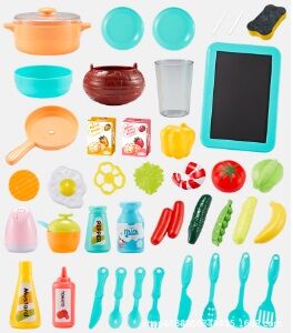Игровой набор "Кухня" Комплектация: НА ФОТО (38 аксессуаров) Материал: пластик