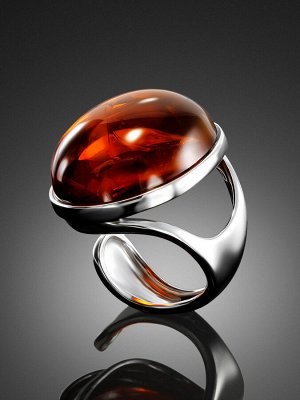 Серебряное кольцо с крупной вставкой из натурального коньячного янтаря «Глянец», 006301325