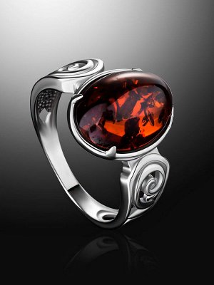Изящное серебряное кольцо с янтарём коньячного цвета «Месопотамия»
