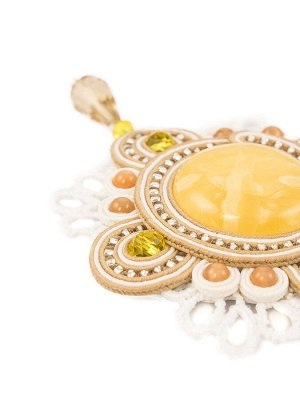 Ажурная плетёная белая подвеска с цельным медовым янтарём «Индия» на шнурке, 504511482