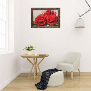 Гобеленовая картина "Розы красные" 44*64 см рамка микс