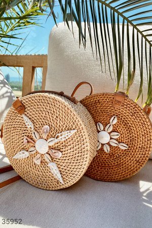 Balibag с декором из ракушек карамельного цвета