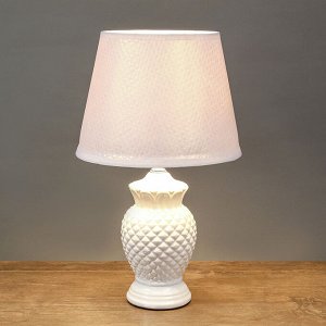 Настольная лампа "Альтея" 1x60Вт E14 белый 20х20х33 см.