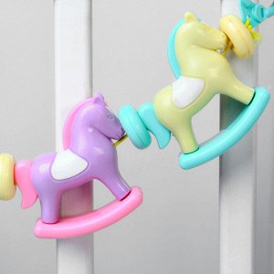 Растяжка на коляску/кроватку «Лошадки», 4 игрушки, цвет МИКС