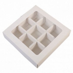 Коробка для 9 конфет с разделителями, белая с окном