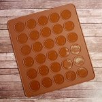 Коврик силиконовый с разметкой для макарун, 28*25 см