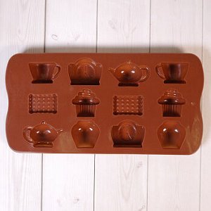 Форма силиконовая для шоколада "Чаепитие" 20*10 см, 12 ячеек