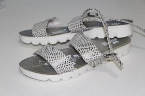 Туфли летние открытые с верхом из искусственных кож женские
