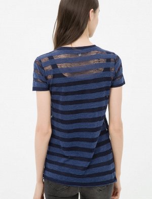 Футболка %100 Polyester

Model Bilgileri:

Boy: 180 cm, Gs: 83, Bel: 60, Kala: 90
Modelin Bedeni: S