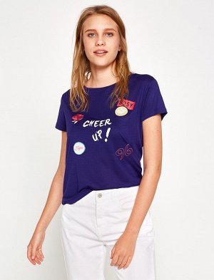 Футболка %100 Viskoz

Model Bilgileri:

Boy: 176 cm, Gs: 84, Bel: 61, Kala: 89
Modelin Bedeni: S