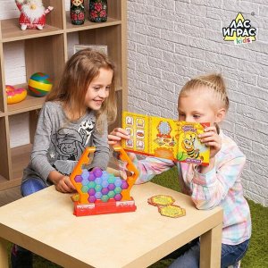 Лас Играс KIDS Настольная игра на ловкость и реакцию «Спаси пчелу»: игровое поле, рулетка, пчела, 2 палочки, карточки игровые, инструкция