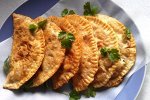 ЧЕБУРЕКИ С МЯСОМ (телятина + свинина + курица) 0,5 кг