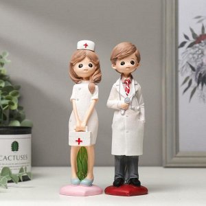 Набор фигурок полистоун «Врач и медсестра», 2 шт., 19.5x4.3x5.7 см