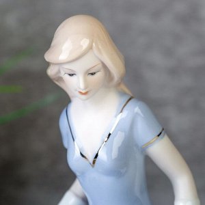 Сувенир керамика "Девушка с игривым щеночком" 29x10x7,5 см