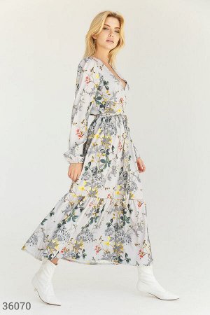 Цветочное платье с воланом на подоле