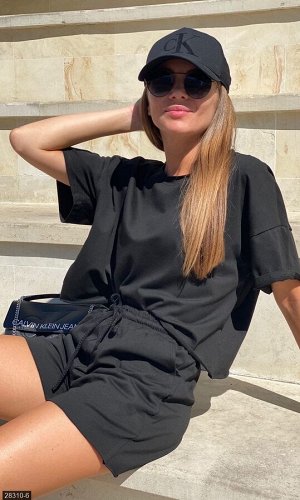 Летние костюмы с шортами спортивные