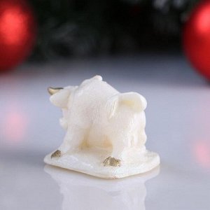 Свеча декоративная "Бычок на снегу", микс, 6?6,5?5 см