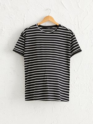 Футболка Тип товара: Футболки; боди и Mайки
РАЗМЕР: L, M, XL;
ЦВЕТ: White Striped, Black Printed
СОСТАВ: Основной материал: 100% Хлопок