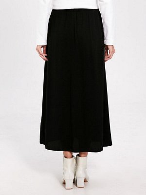 Юбка Длина: Длинный
Узор: Однотонный
РАЗМЕР: 44, 44, 46, 48;
ЦВЕТ: New Black, Dark Khaki, Navy
СОСТАВ: Основной материал: 100% Вискоза