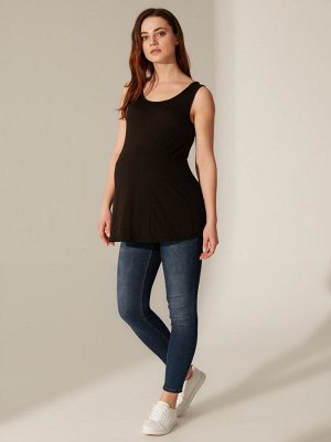 Майка Тип товара: Футболки; боди и Mайки
РАЗМЕР: L, M, XL, XXL;
ЦВЕТ: New Black
СОСТАВ: Основной материал: 100% Вискоза