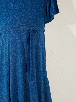 Платье Тип товара: Платья
РАЗМЕР: 3XL, L, M, S, XL, XXL;
ЦВЕТ: Mid Blue Printed
СОСТАВ: Основной материал: 95% Вискоза 5% Эластан