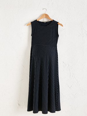 Платье Тип товара: Платья
РАЗМЕР: 3XL, L, M, S, XL, XXL;
ЦВЕТ: Navy Striped
СОСТАВ: Основной материал: %67 Полиэстер %27 Вискон - вискоза %6 Эластан