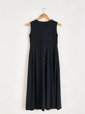 Платье Тип товара: Платья
РАЗМЕР: 3XL, L, M, S, XL, XXL;
ЦВЕТ: Navy Striped
СОСТАВ: Основной материал: %67 Полиэстер %27 Вискон - вискоза %6 Эластан