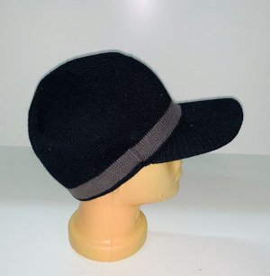 Трендовая шапка с козырьком  №1607