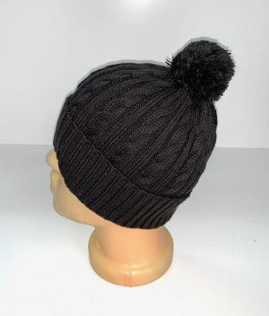 Шапка Черная шапка с вязаными косами и помпоном  №175