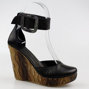 Босоножки Страна производитель: Турция
Вид обуви: Босоножки
Размер женской обуви x: 35
Полнота обуви: Тип «F» или «Fx»
Материал верха: Натуральная кожа
Материал подкладки: Натуральная кожа
Каблук/Подо