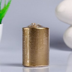 Свеча - цилиндр парафиновая. лакированная. золотой металлик. 5.6?8 см