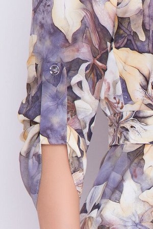 Блузка Блузка из текстильного полотна прямого силуэта.Рукав втачной собранный на пату по низу.Пояс из основной ткани в комплекте.
30% вискоза 65% п/э,5% эластан
