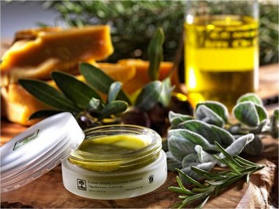 Греческая олива, Продукты и косметика
