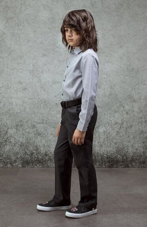 Брюки Описание: Классические и стильные брюки для мальчиков из мягкого текстиля. Модель дополнена удобными карманами для важных и ценных вещей школьника, регулируемым поясом, который помогает улучшить