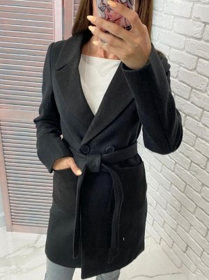 Женское пальто, черное