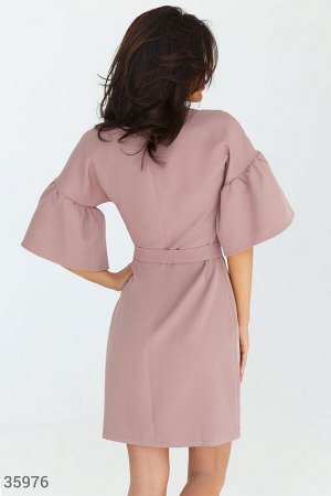 Розовое платье-мини в рубашечном стиле