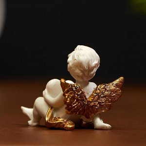 Сувенир "Ангелок с сердцем" с золотистыми крыльями, МИКС