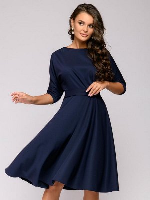 Платье темно-синее длины миди с защипами на талии