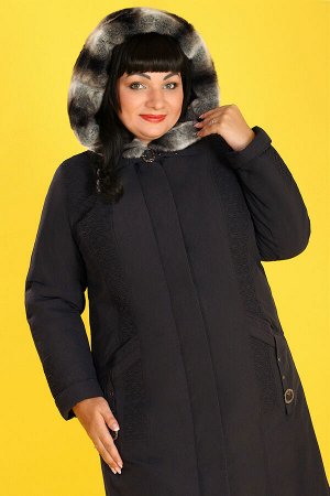 Пальто женское зимнее с капюшоном