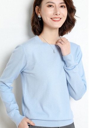 Женский пуловер голубой