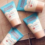 Глубоко очищающая пенка с содой для снятия макияжа и ВВ крема Baking Powder BB Deep Cleansing Foam - Mini