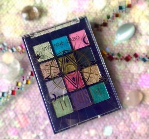 VS Палетка теней Eyeshadow Palette "Le Cristale" (12 тонов)   NEW