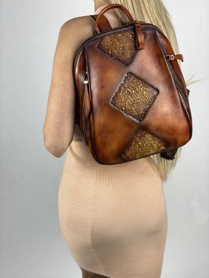 Сумка рюкзак женская. Натуральная кожа