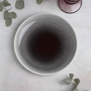 Тарелка фарфоровая десертная Magistro «Сиам», d=20 см, цвет серый