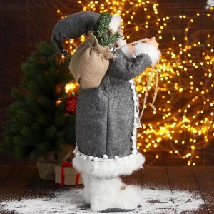 Дед Мороз "В сером тулупе со снегоступами" 28х60 см