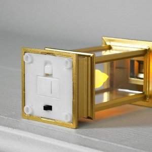 Фигура светодиодная "Фонарь цвет золото с 1 свечой", 13х5.5х5.5 см, от бат. 3хLR44, Т/БЕЛЫЙ