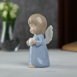 Сувенир керамика &quot;Ангел-пухлячок в голубом платье с сердцем в руках&quot; 13х5,5х7 см